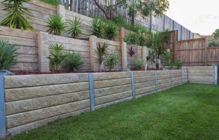 Retaining Walls Main Banner (1)